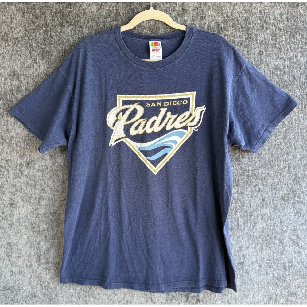 San Diego Padres Shirt Mens XL Navy Blue Fruit of‎ the Loom Heavy Cotton Tee